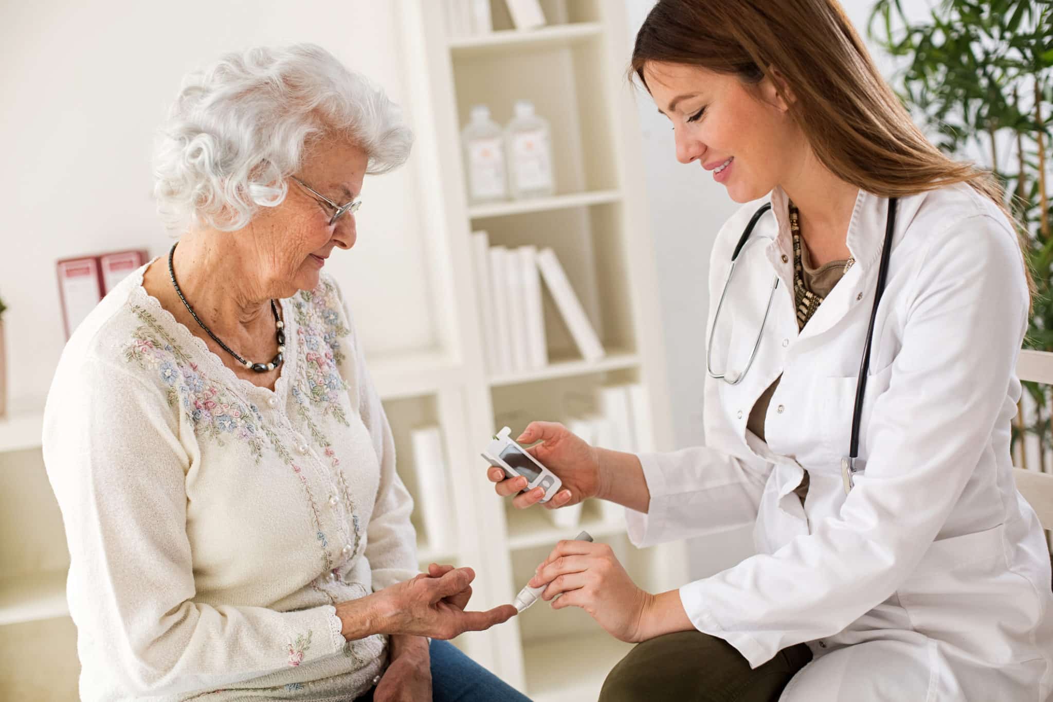 Diabetes in Seniors – Signs to Look for and Care Advice
