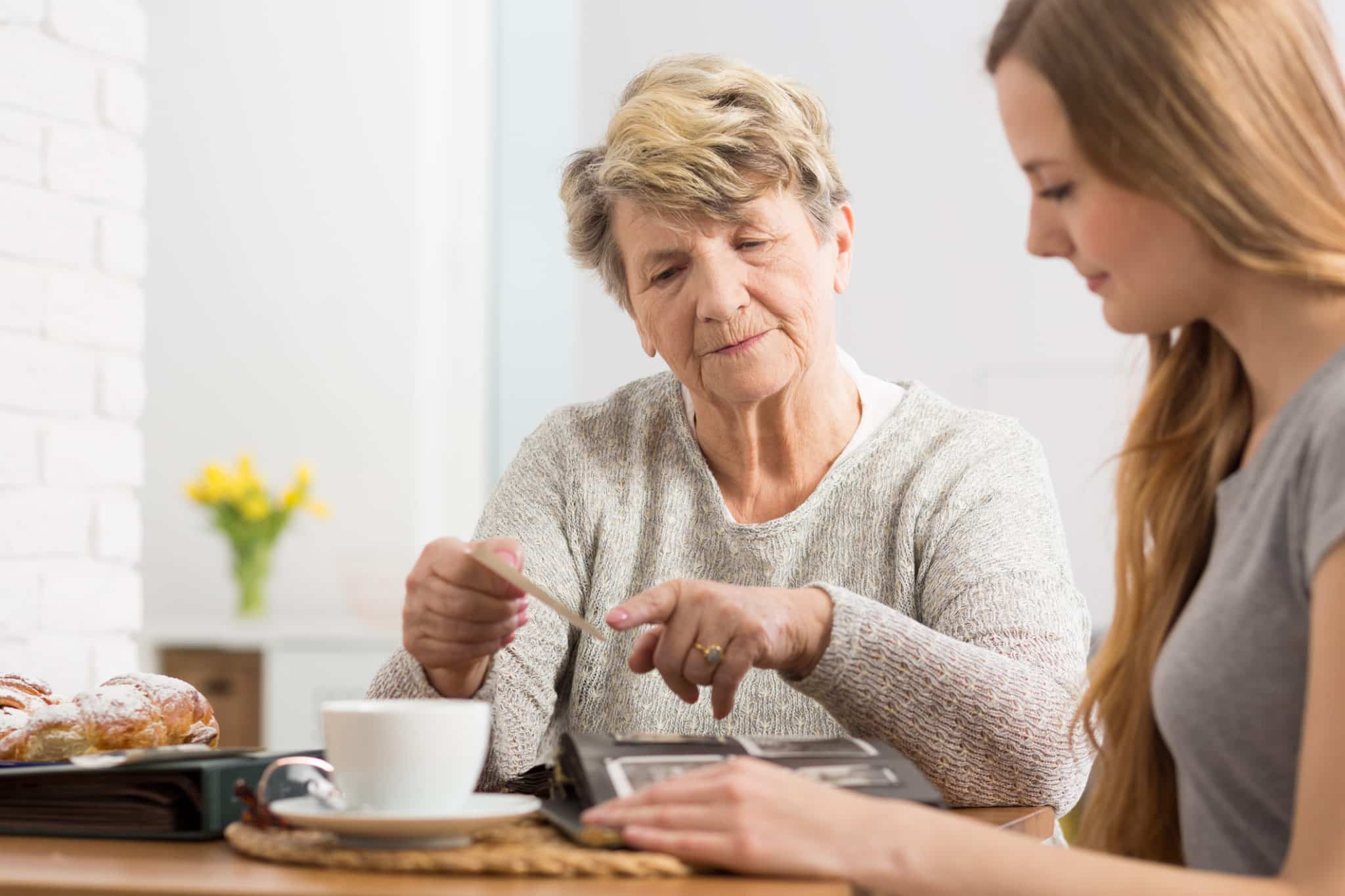 Assisted Living vs. Memory Care – What’s the Difference?