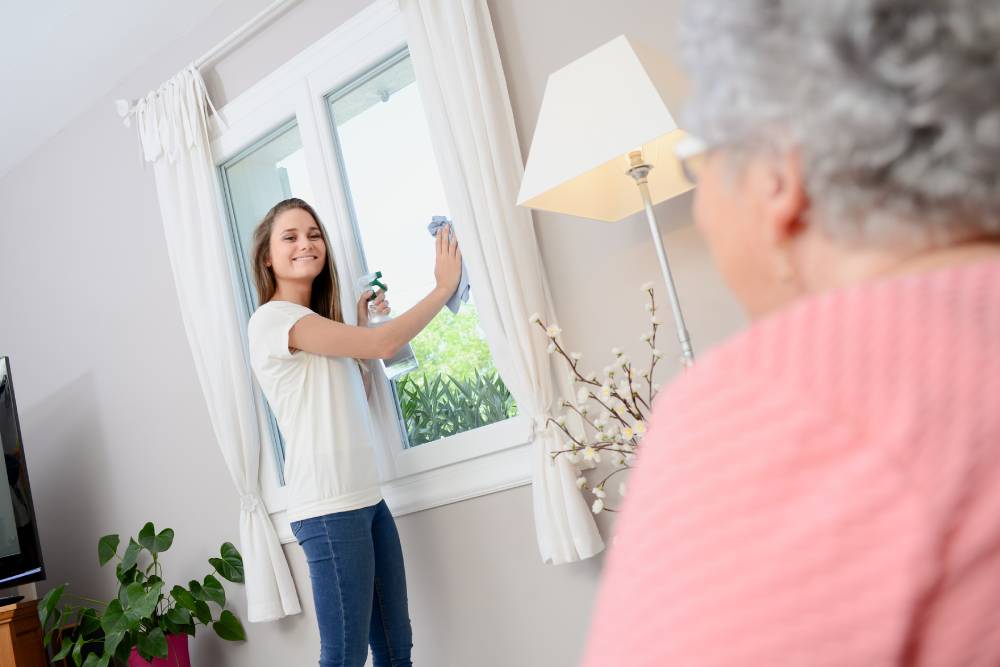8 Spring Cleaning Safety and Health Tips for Helping Seniors