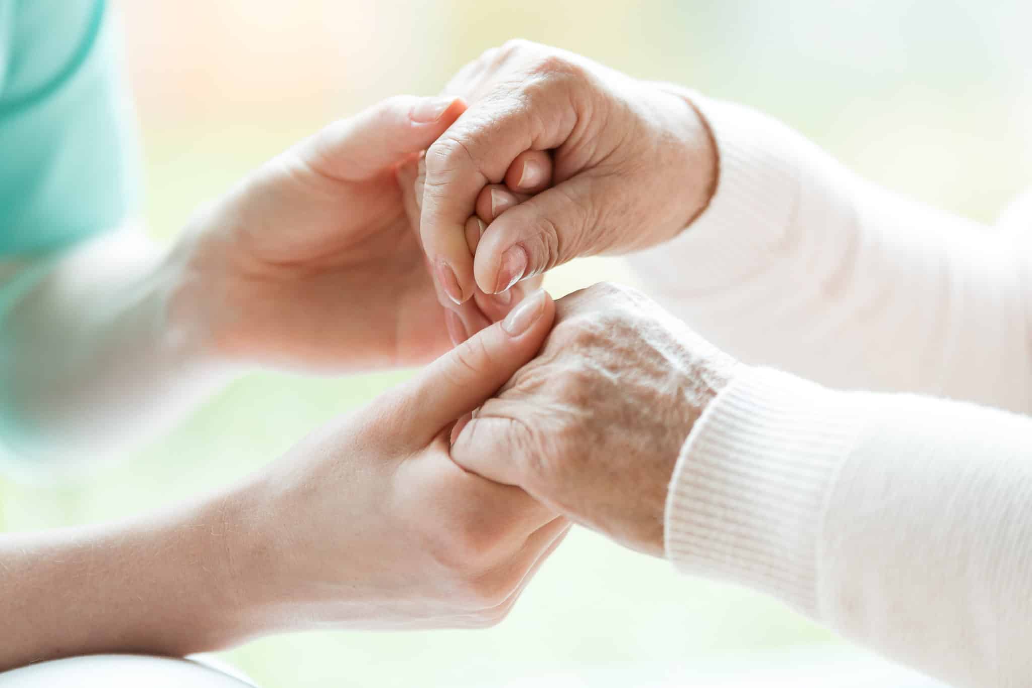 5 Great Reasons to Volunteer at Your Local Hospice!