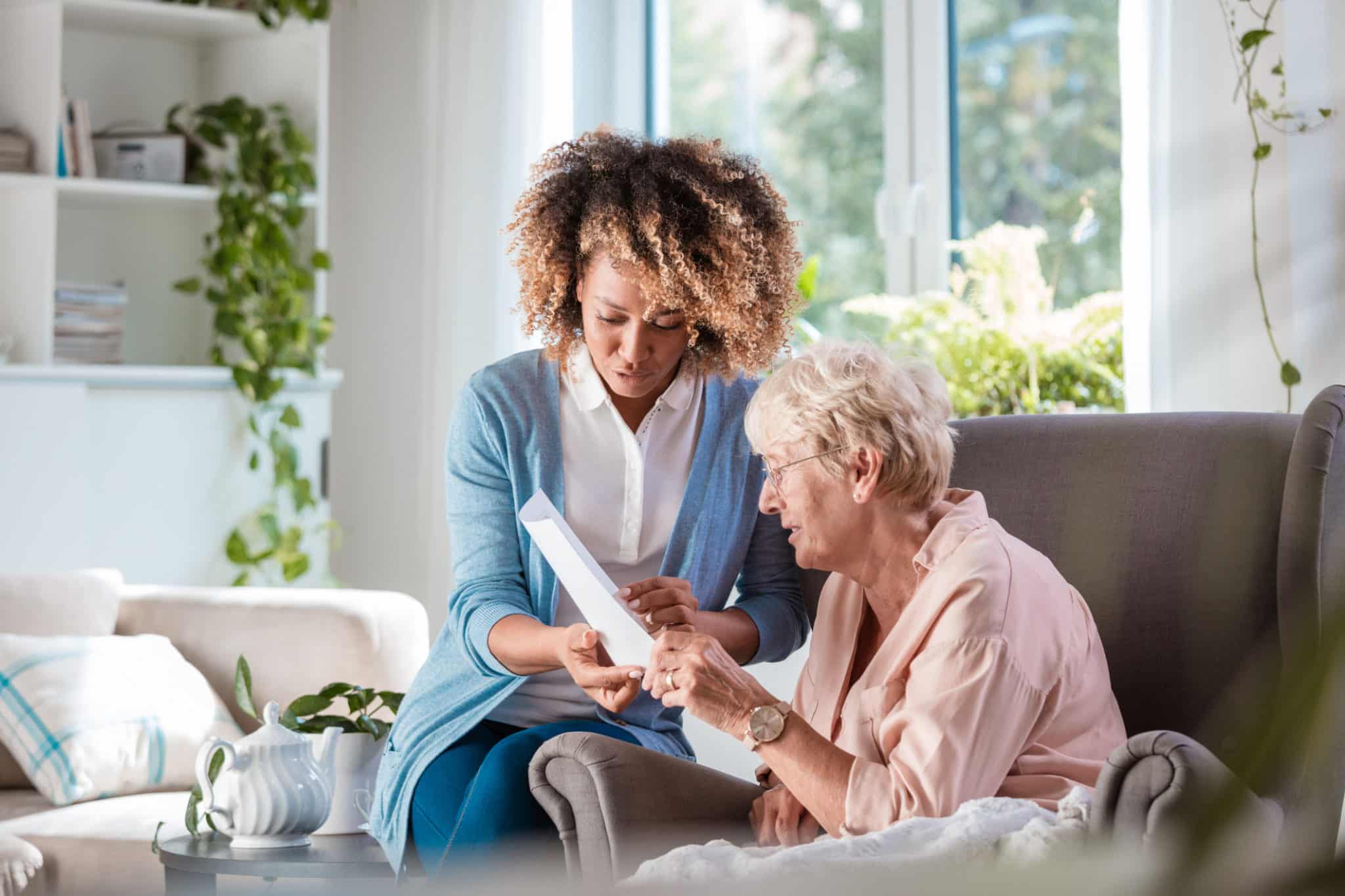 A Guide to Your First Day with a New Home Health Aide