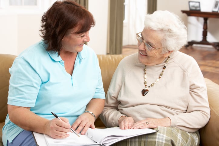 Top Questions to Ask an Independent Living Community Before Your Loved One Moves In