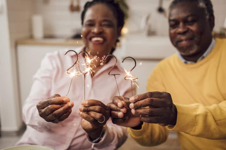 4 Ways to Celebrate New Year’s with Your Senior Parents