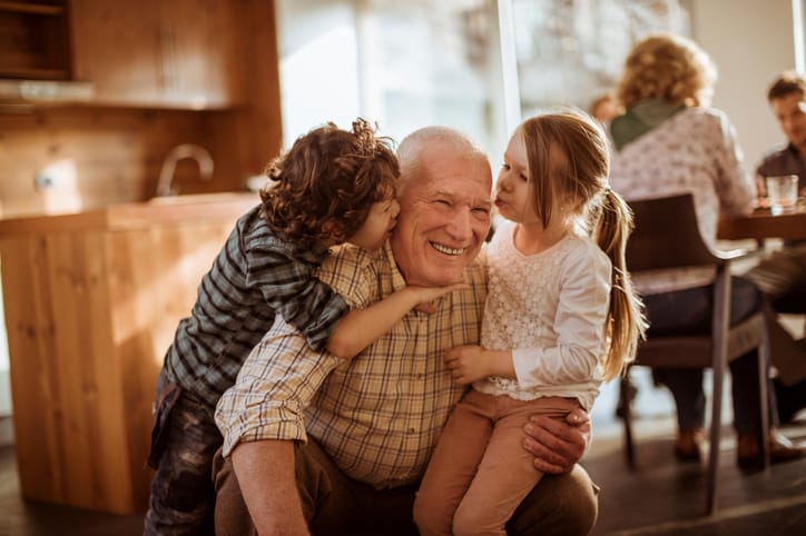 How to Make the Holidays Comfortable for Seniors at Home