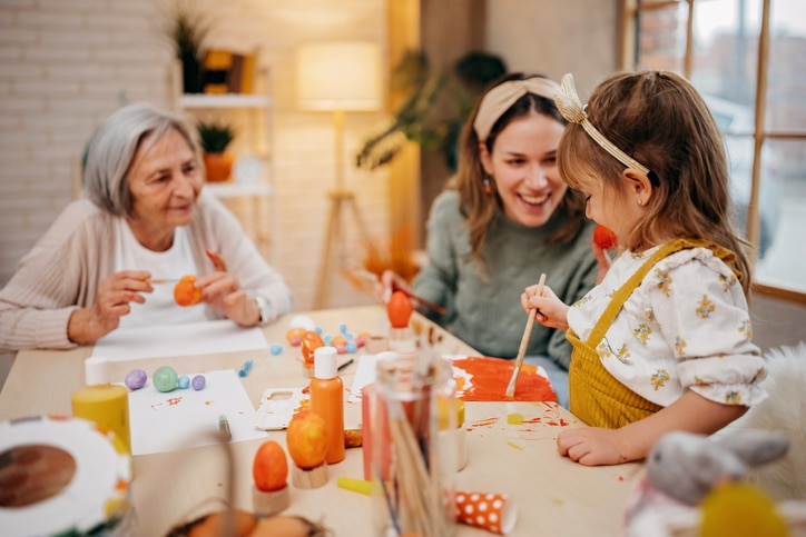 5 Easy Easter Crafts for Seniors to do with their Grandchildren